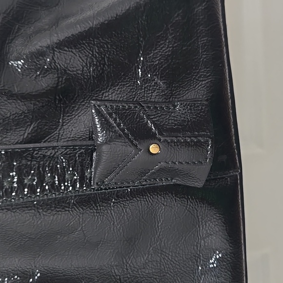 Yves Saint Laurent Shiny Black and Gold Shoulder Bag - Picture 14 of 16